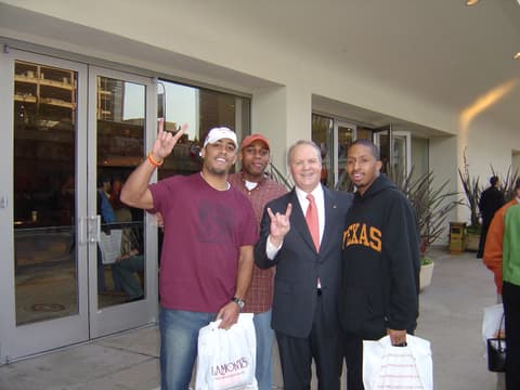 Eta Theta chapter photo 118 of 132